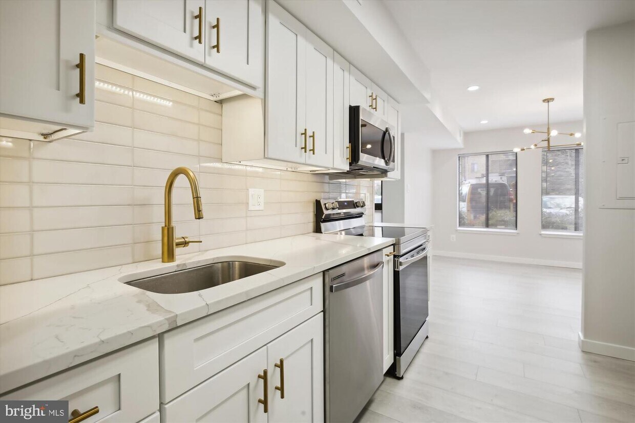 5815 Edson Ln Unit 58150, North Bethesda, MD 20852 Room for Rent in