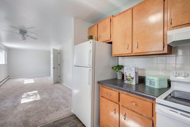Foto del edificio - Long Pond Gardens Senior Apartment Homes