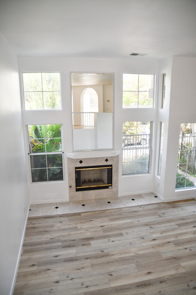 Living Area - 12613 El Camino Real