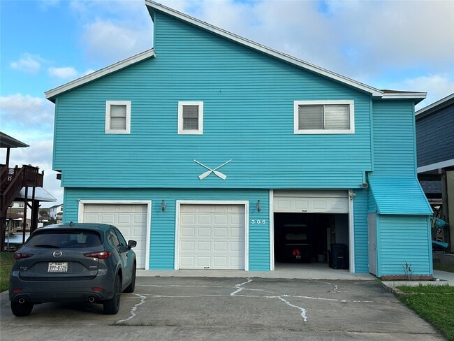 Building Photo - 306 Isles End Rd