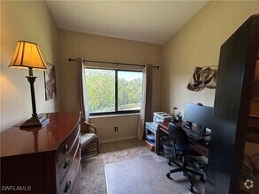 Building Photo - 16540 Heron Coach Way