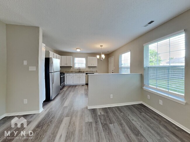 Building Photo - 5339 Milhouse Rd