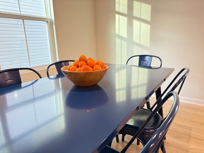 Comedor preparado - 134 Grove Hill Ter