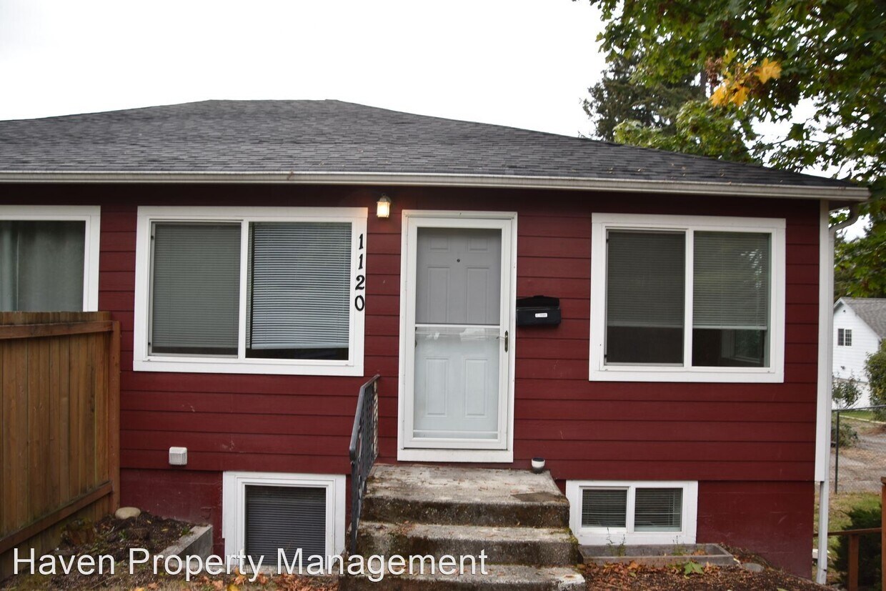 Primary Photo - 4 br, 2 bath House - 1120 S Warner St