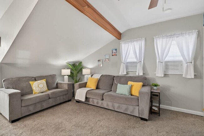 Foto del edificio - 1427 W Ocean View Ave