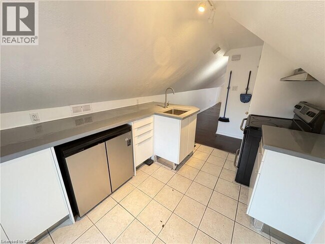 Photo du bâtiment - 41 Fairview Ave