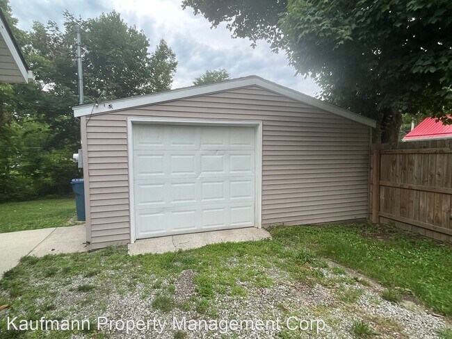Foto del edificio - 3 br, 1 bath House - 828 Courtney Drive