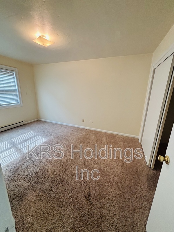 Building Photo - 946 W Ocean View Ave