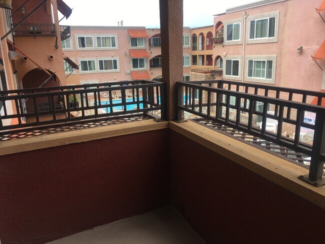 Foto del edificio - 1 Bedroom Condo in North Pacific Beach!