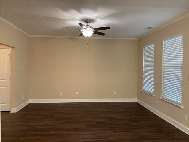 Foto del edificio - 3063 Margot Ln