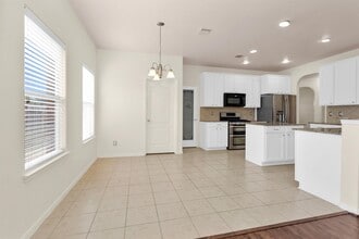 Building Photo - 602 Blue Oasis Ct