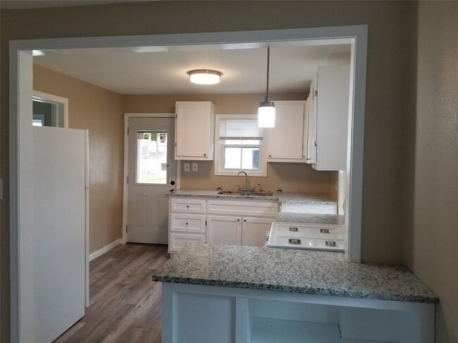 Building Photo - 12409 Dumas St