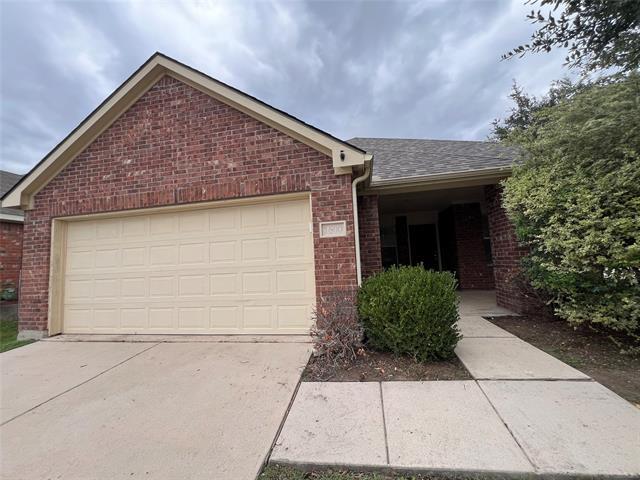 Building Photo - 1600 Castle Creek Dr