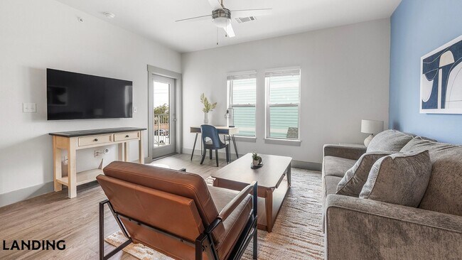 Building Photo - 2400 FM2165