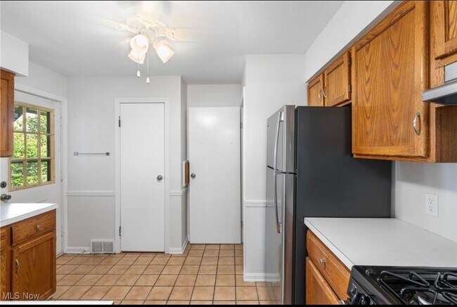 Foto del edificio - 15334 Triskett Rd