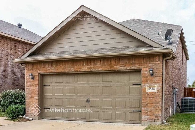 Building Photo - 5548 Thunder Bay Dr