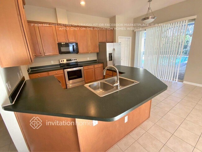 Foto del edificio - 15735 Ibisridge Dr