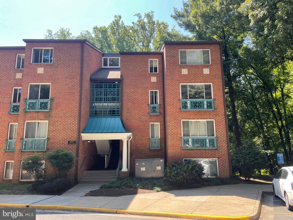 Primary Photo - 11837 Shire Ct