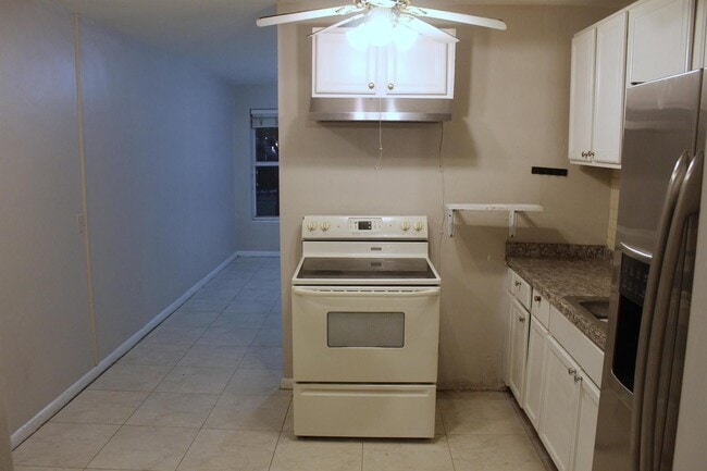 Building Photo - 4434 Venus Ave