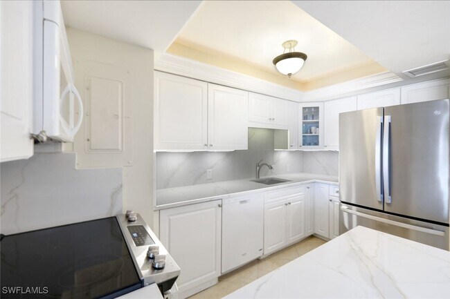 Foto del edificio - 3443 Gulf Shore Blvd N