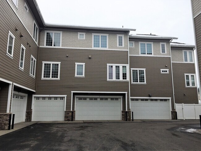 Foto del edificio - MILL RIVER CONDO (APP#3)