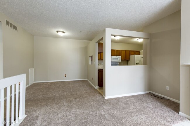 Foto del edificio - 2 br, 2 bath House - 49417 Plymouth Way