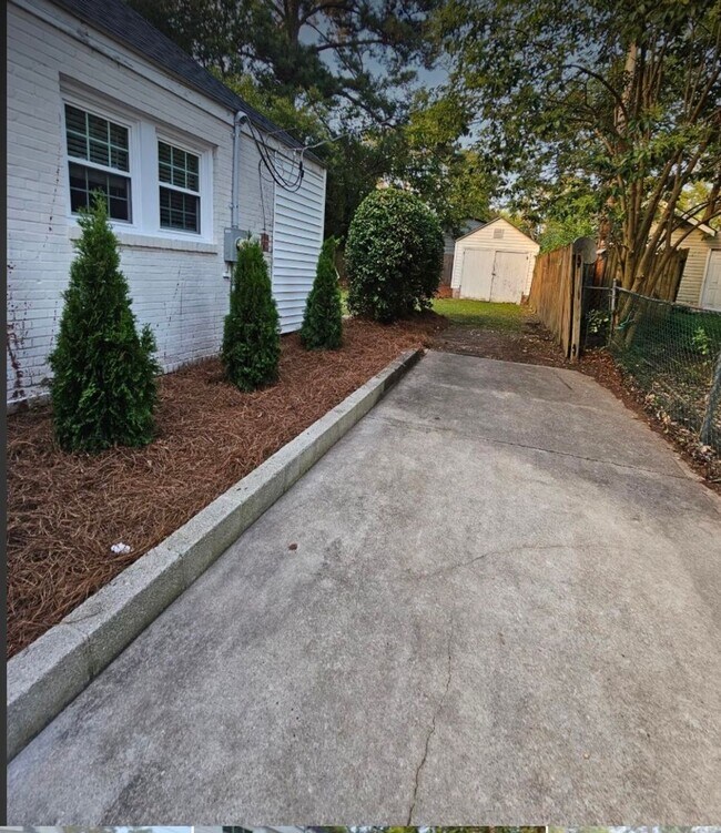 Foto del edificio - 1508 Branch St NW