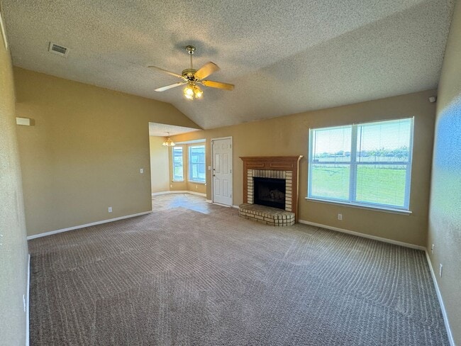 Foto del edificio - 3509 Christie Dr
