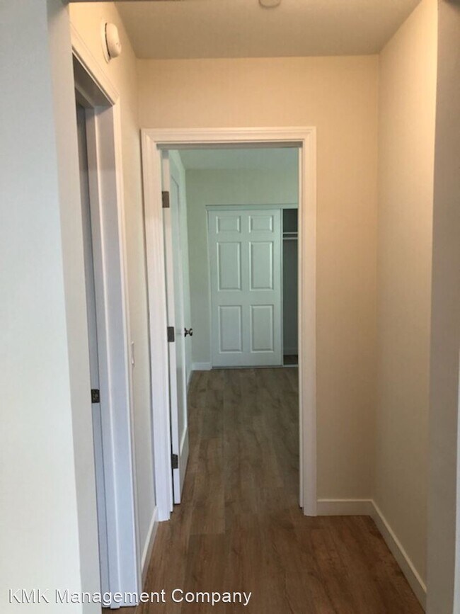 Building Photo - 1 br, 1 bath Apartment - 2504 Pacific Ave....