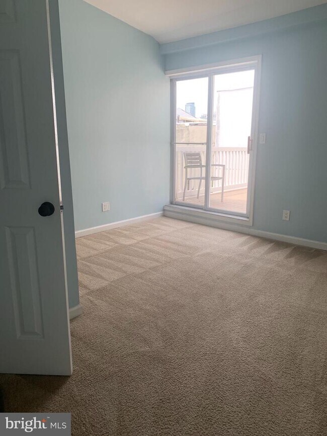 Foto del edificio - 227 Carpenter St