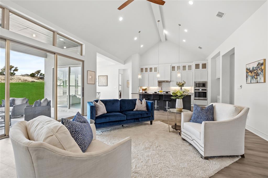 Foto principal - 240 Wellborn Rd