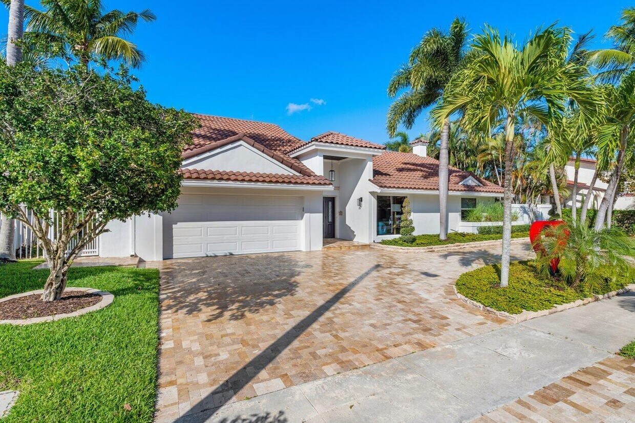 Foto principal - 721 SW 15th St