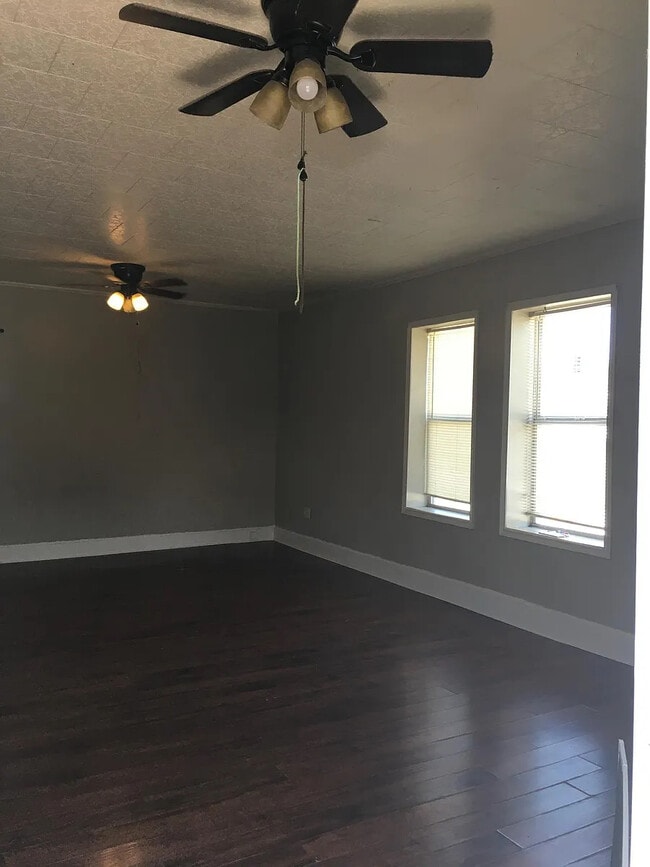 Foto del edificio - 123 Martin Luther King Jr St