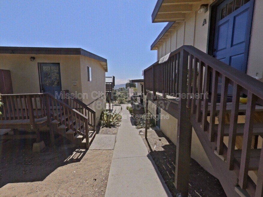 1767 Grand Ave