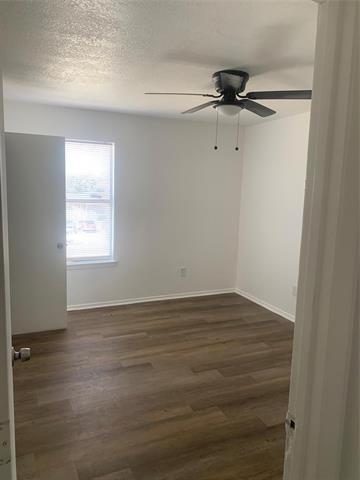 Foto del edificio - 3200 McLean St