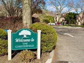 Building Photo - 2289 Bedford St