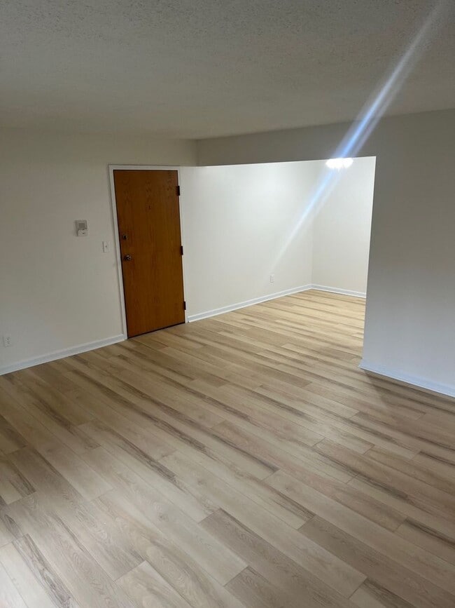 Interior Photo - The Incline at Ft. Mitchell