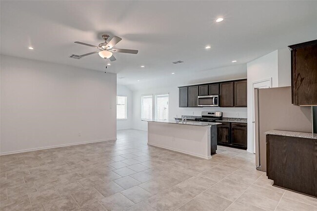 Building Photo - 7502 Cynomys Ct