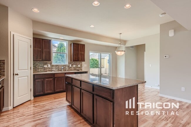 Building Photo - 3872 Ginkgo St