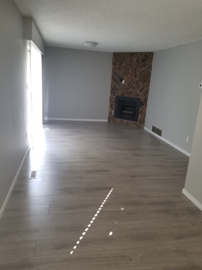 Building Photo - 7354 Dunvegan Ct