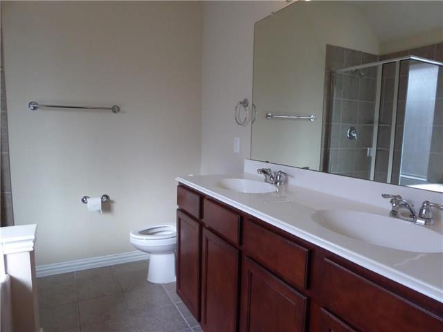 Foto del edificio - 2109 Sun Creek Dr