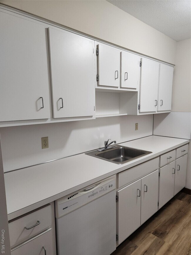 Foto del edificio - 125 E Market St