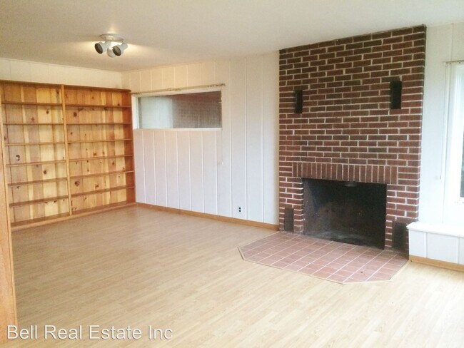 Building Photo - 3 br, 2 bath House - 2698 Fairmount Blvd