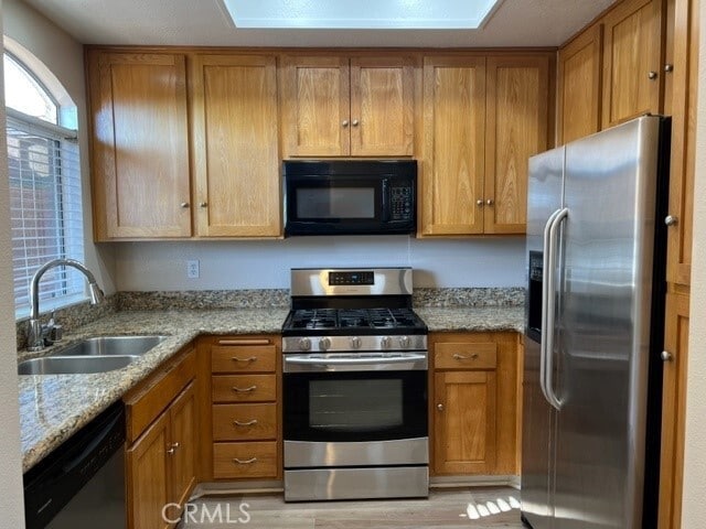Building Photo - 30902 Club House Dr