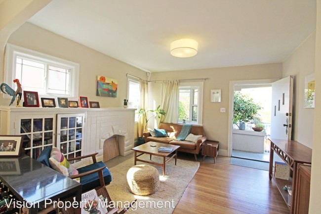 Foto del edificio - 3 br, 2 bath House - 3066 Berlin Way