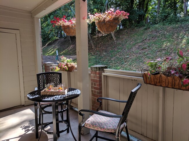 Large Patio - 3910 Penderview Dr