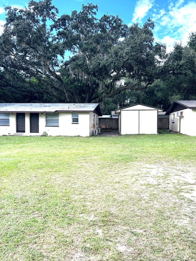 Building Photo - 8129 Cass Rd