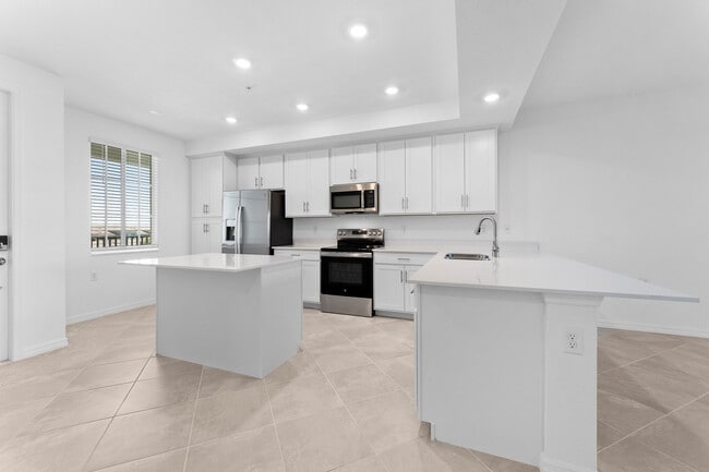 Foto del edificio - 14191 Heritage Landing Blvd