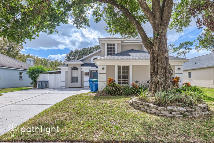 Primary Photo - 28534 Tall Grass Dr, Zephyrhills, FL, 33543