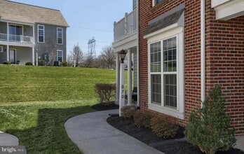 Building Photo - 670 Whitetail Dr